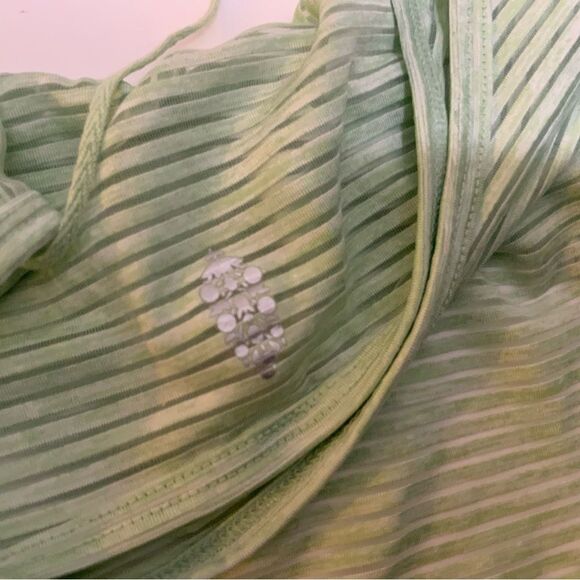 Free People Movement Tied and True Circle Blue Back Striped Tee NWOT - Picture 6 of 10